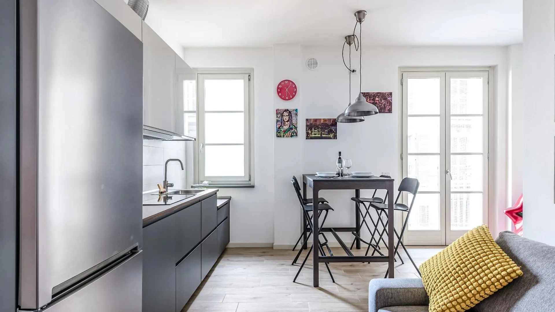 Hostly-Giugio'S House-Lungarni And Town Center Apartment Pisa Italy
